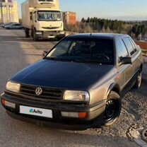 Volkswagen Vento 1.8 MT, 1993, 140 000 км, с пробегом, цена 149 000 руб.