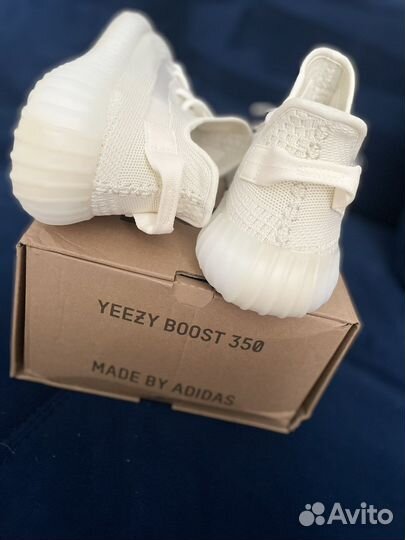 Кроссовки adidas yeezy boost 350 v2 bone