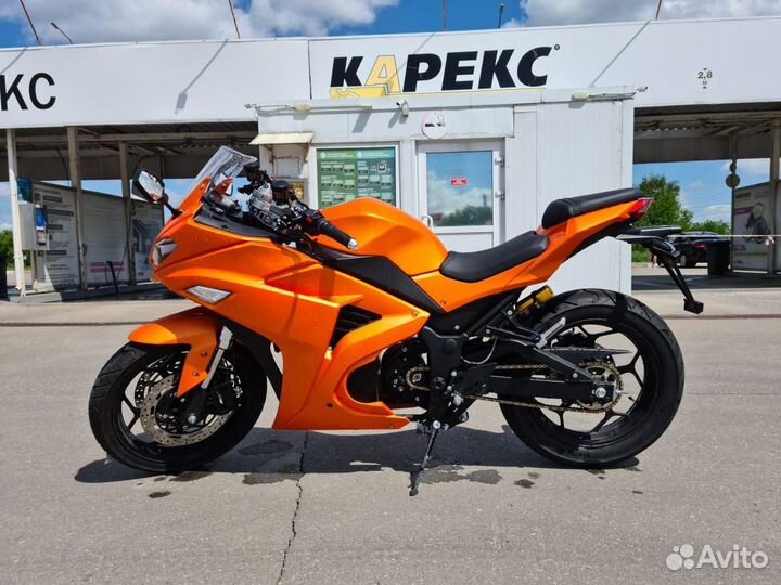 Электрический мотоцикл Yamaha R3