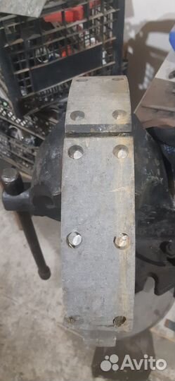 Тормозные колодки ЗИЛ 130