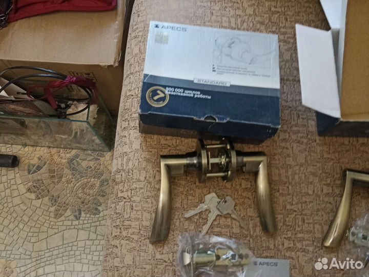 Дверная ручка