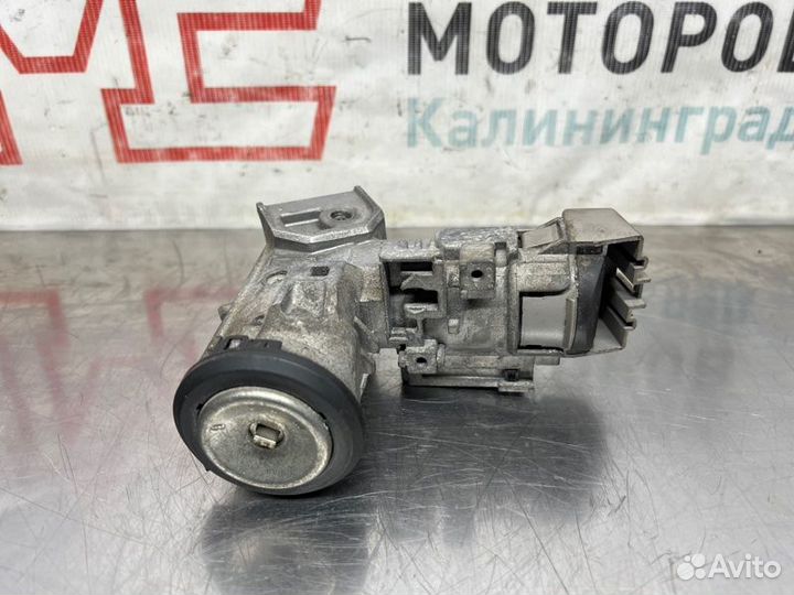 Замок зажигания Ford Fiesta MK6 1.25 2010