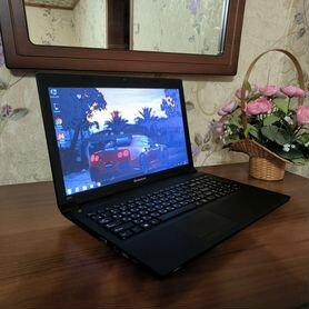 Ноутбук Lenovo IdeaPad B590 в отличном состоянии