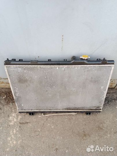 Радиатор охлаждения на тойота ипсум