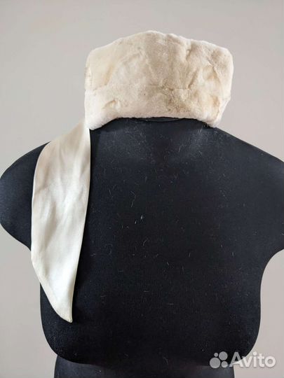Головные уборы женские зимние