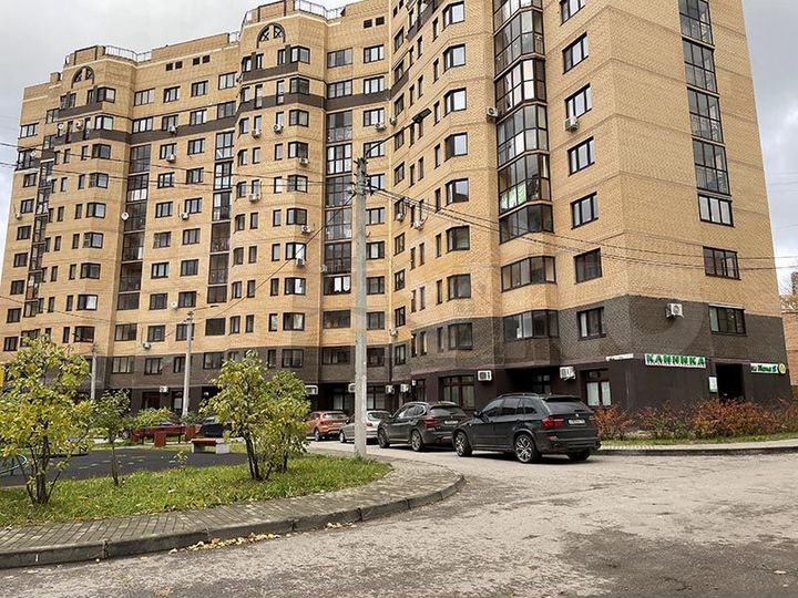 2-к. квартира, 78,3 м², 2/12 эт.