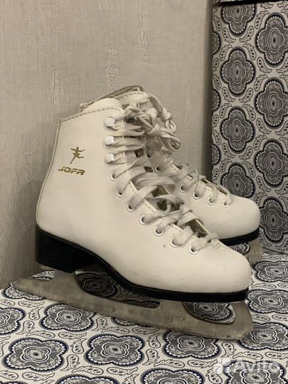 Коньки фигурные jofa р. 31