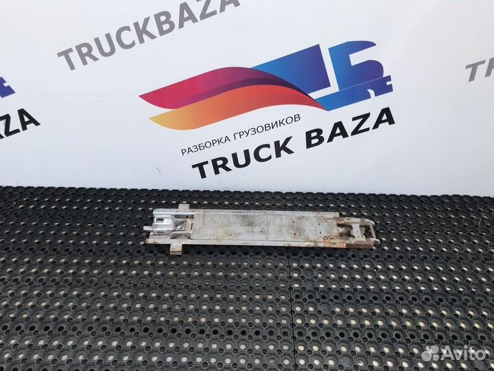 438701 Стойка межбортовая боковая