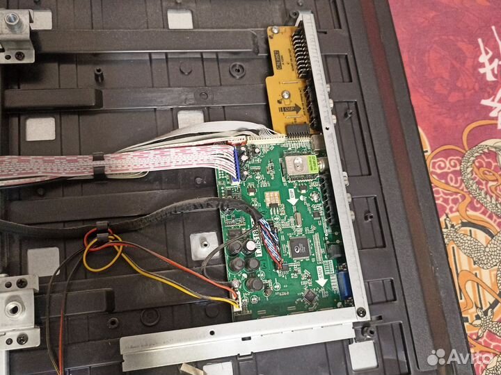 Материнская плата T.MS18VG.72 supra STV-LC39520FL