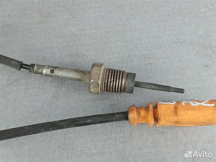 Датчик температуры ог VW Jetta 2011