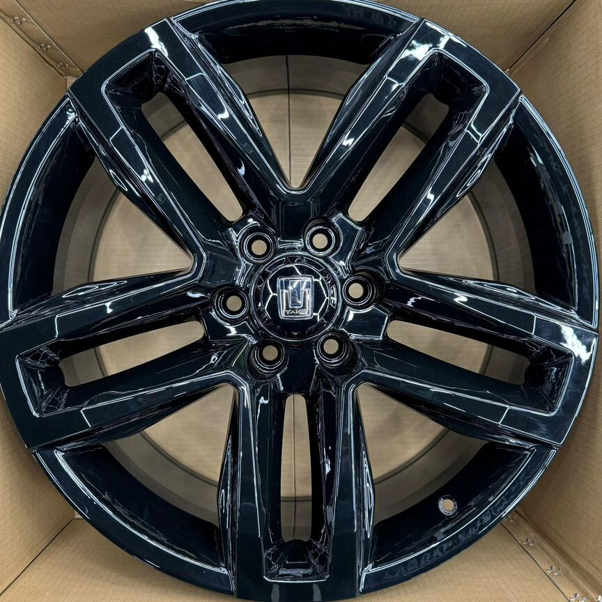 Литые диски Cadillac 9×R22 6×139.7