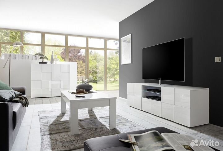 Тумба под телевизор