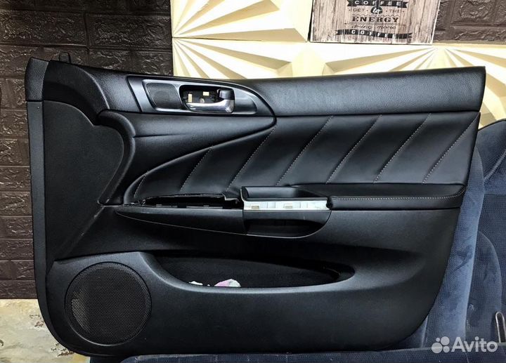 Перетяжка салона автомобиля