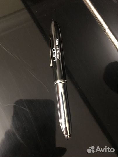 Ручки с LED фонариком