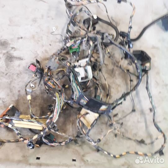 Проводка салона Форд Фокус 2 хэчбек 3-х дв
