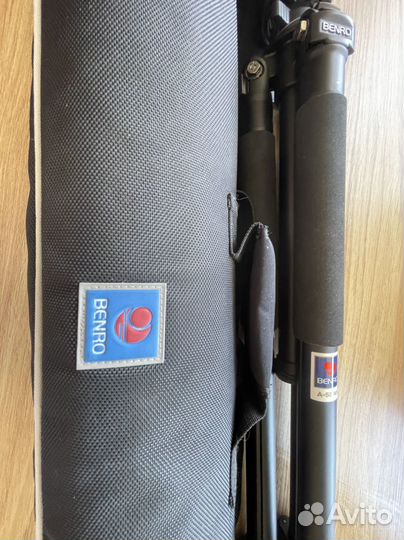 Штатив для фотоаппарата профессиональный