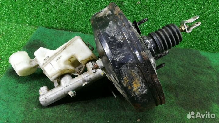 Вакуумный усилитель тормозов Pontiac Vibe