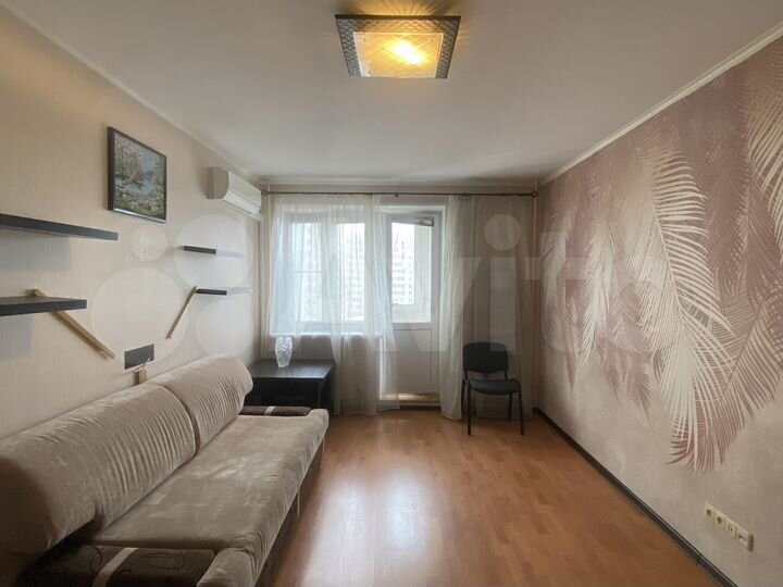 2-к. квартира, 54 м², 12/17 эт.