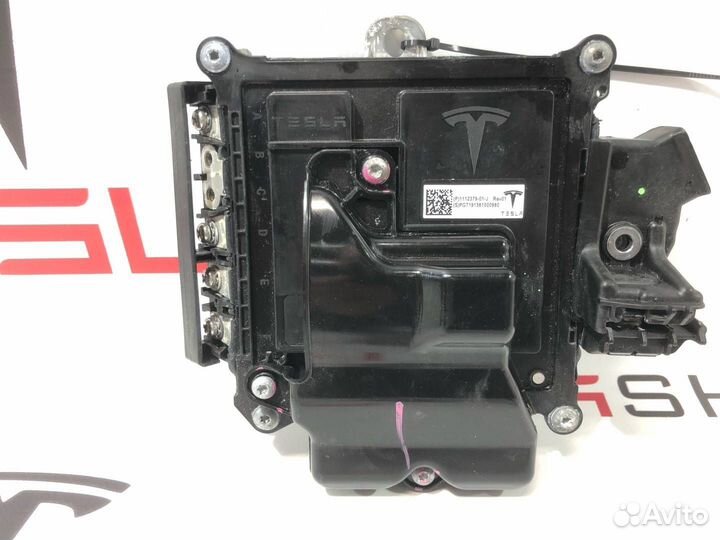 Блок электронных предохранителей Tesla Model X