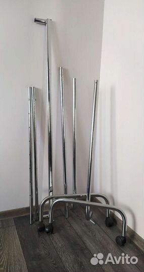 Вешалка напольная