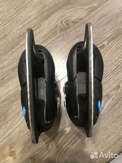 Коньки хоккейные детские