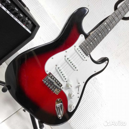 Электрогитара новая Stratocaster