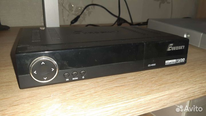 Спутниковый тюнер Eurosky ES-4050