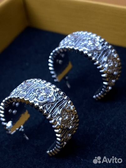 Серьги Louis Vuitton lux l