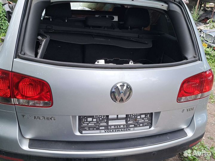 Крышка багажника на Volkswagen Touareg 2004 г.в