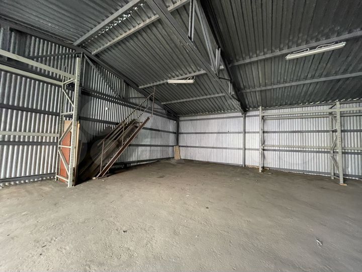 Склад-ангар, 200 м²