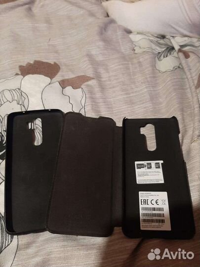 Чехлы на телефон