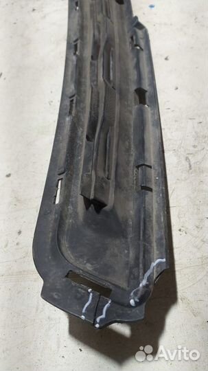 Решетка радиатора Шевроле Кобальт верхняя