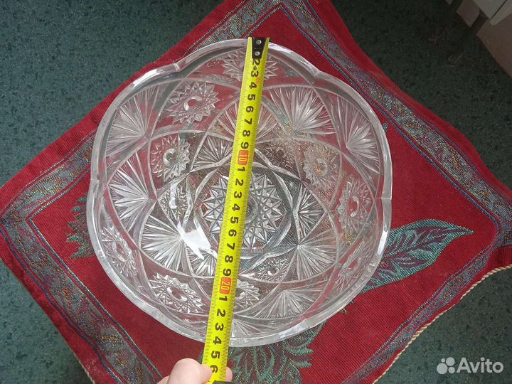 Хрустальная ваза