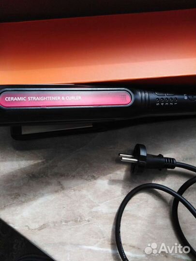 Выпрямитель для волос новый