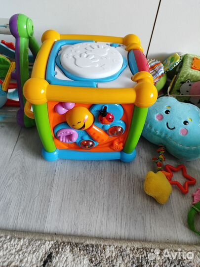 Развивающие игрушки