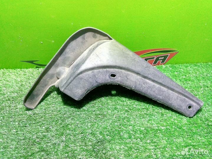 Брызговик toyota AT190,AT191,AT192,CT190,CT195,ST1