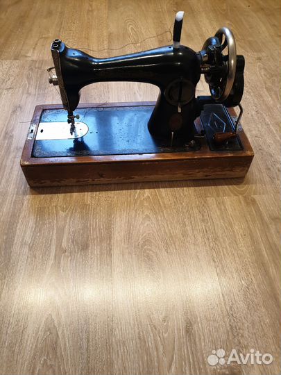 Швейная машинка бу