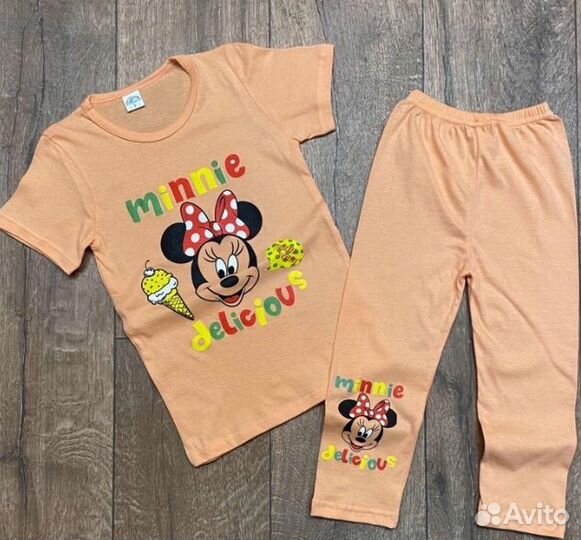 Новый комплект футболка и лосины 110