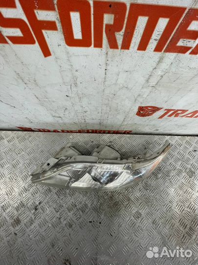 Фара передняя левая Тойота Камри XV40