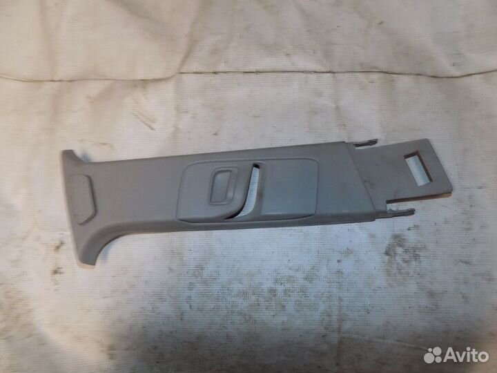 Обшивка стойки Astra H / Family 2004-2015