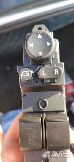 Блок управления стеклоподъёмниками