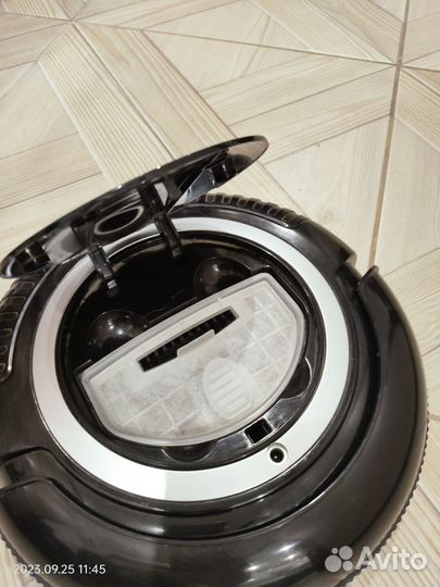 Робот пылесос