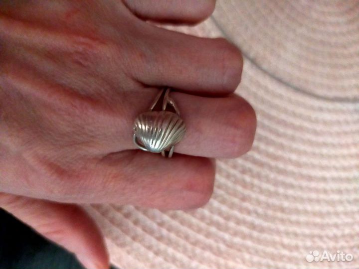 Серебряное кольцо Польша отдаю