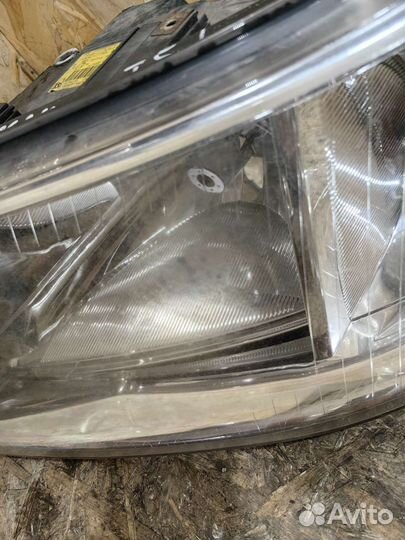 Фара Передняя Левая Фольксваген Транспортер Т5