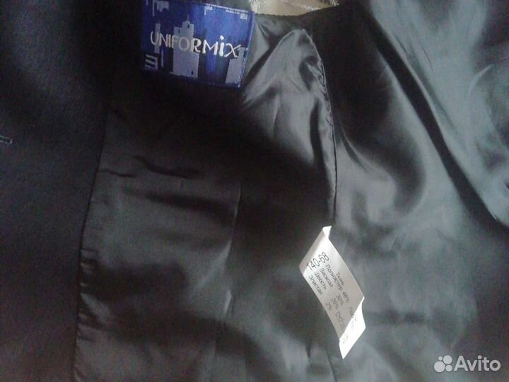 Школьный костюм