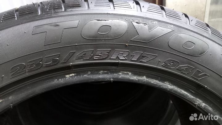 Toyo Proxes CF2 235/45 R17 94V