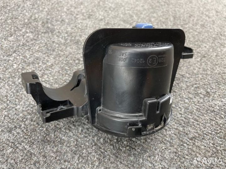 Фара противотуманная передняя правая Porsche