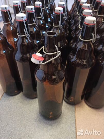 40 литровых бутылок с бугельной пробкой + 3 шт*