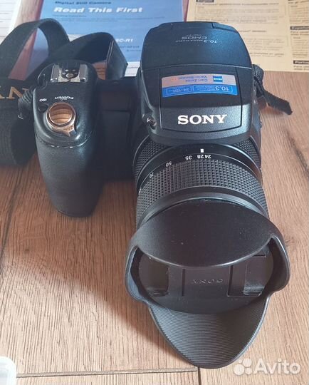 Цифровой фотоаппарат sony DSC R1