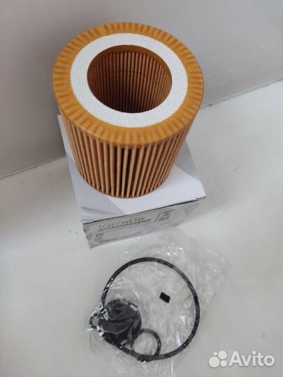 Масляный фильтр BMW 11427953125